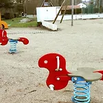 Кемпинг Confortable Avec Terrasse - 4 Personnes - Api-1-52-923