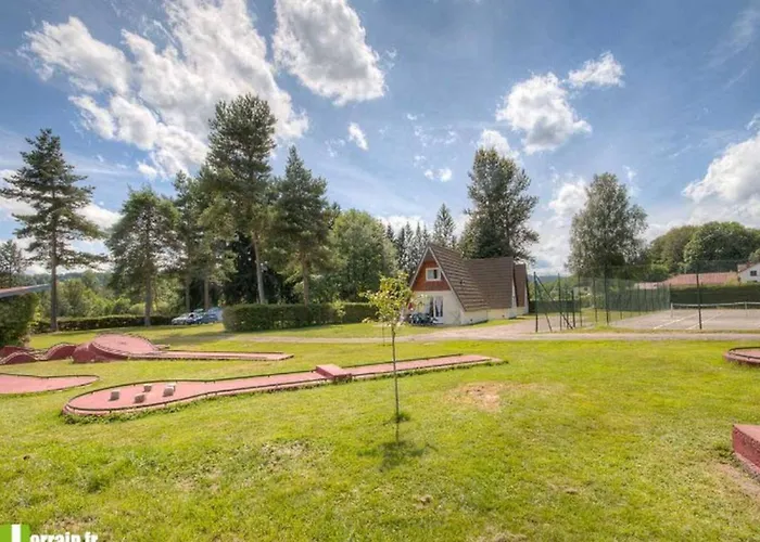 Campsite Confortable Avec Terrasse - 4 Personnes - Api-1-52-923